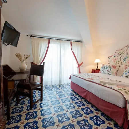 Cimbrone Hotel 5*