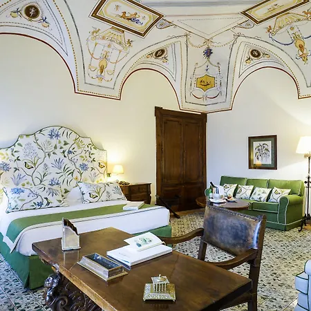 Cimbrone Hotel