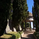 Cimbrone Hotel