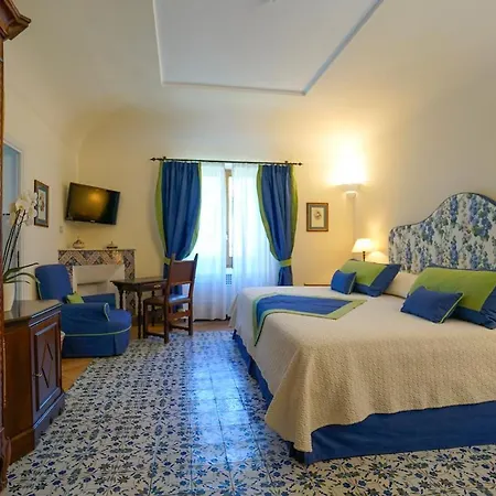 Cimbrone Hotel
